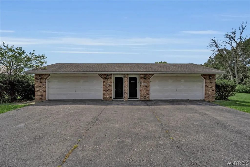 Property at 10705 Keller Road, Clarence, NY 14031