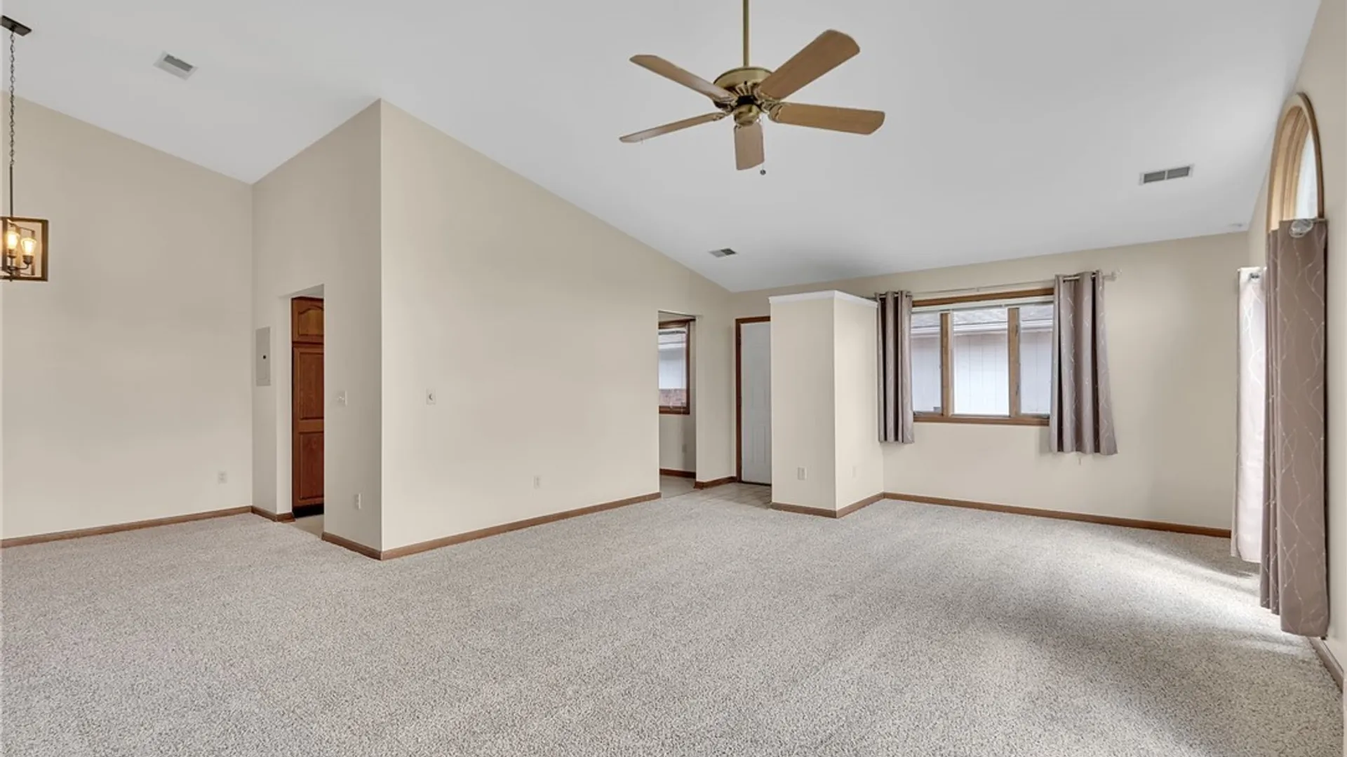 Property at 10705 Keller Road, Clarence, NY 14031 29