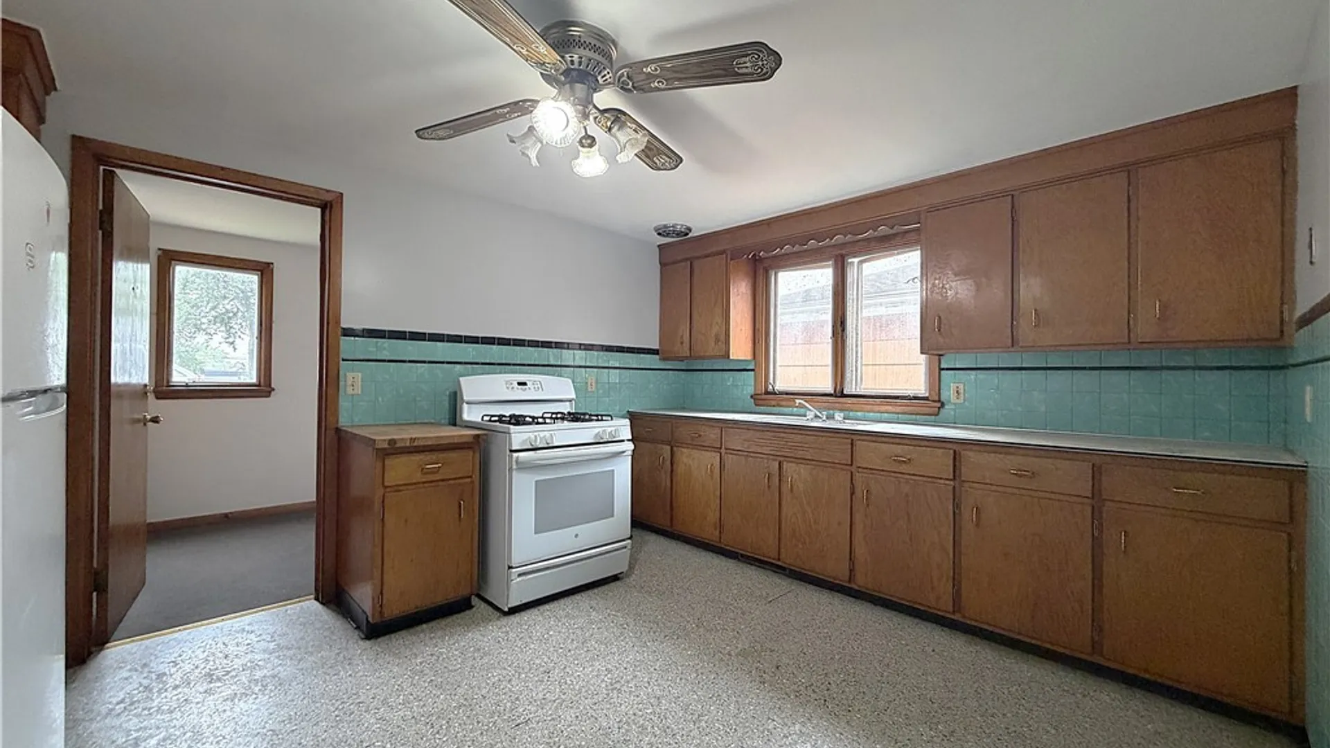 Property at 72 Nicholson Street, Buffalo, NY 14214 26