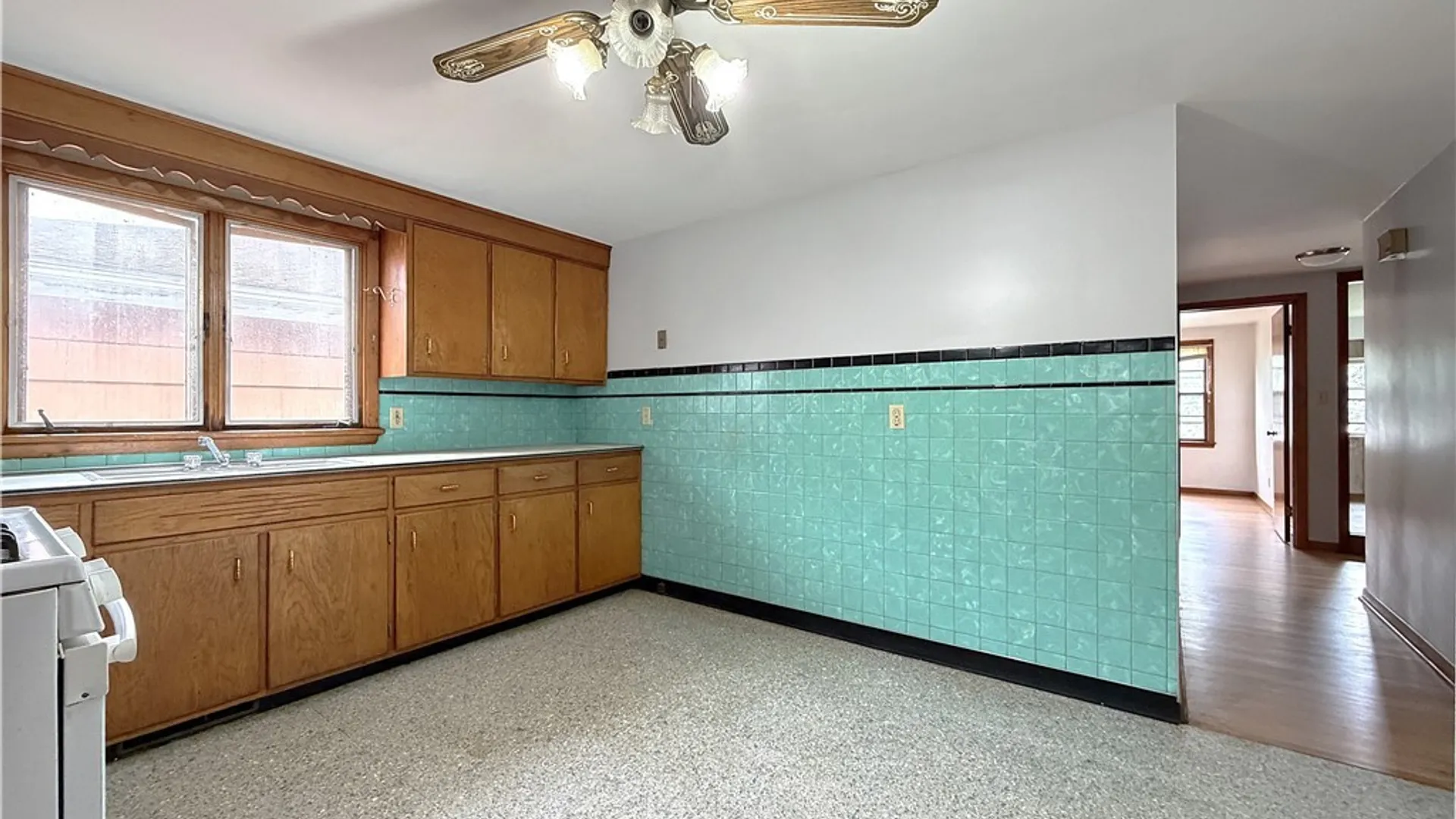 Property at 72 Nicholson Street, Buffalo, NY 14214 22