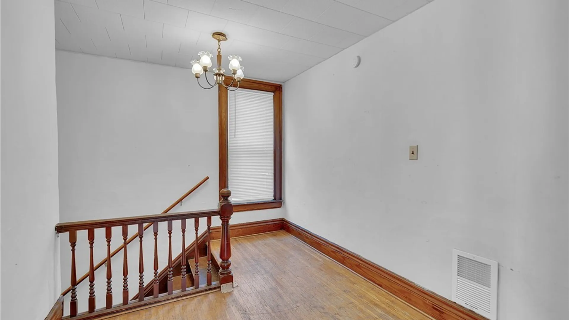 Property at 392 Marilla Street, Buffalo, NY 14220 13