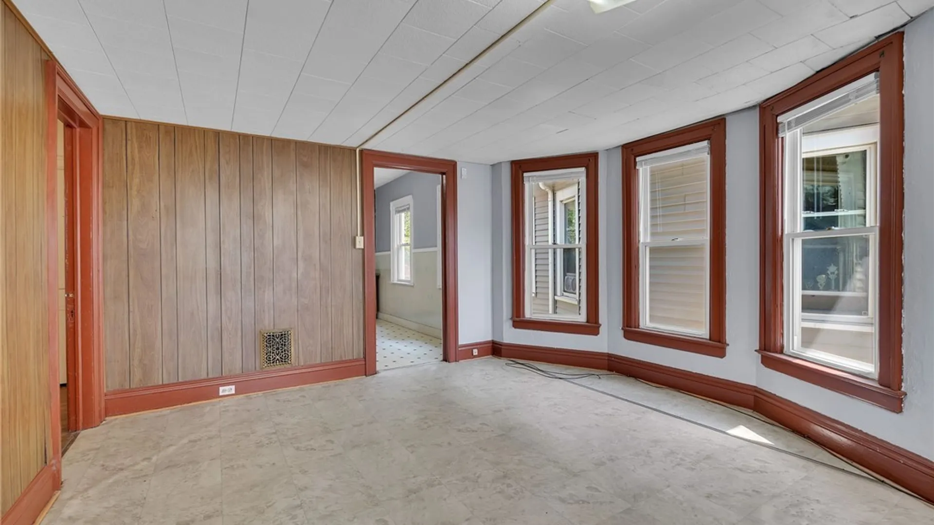 Property at 392 Marilla Street, Buffalo, NY 14220 16