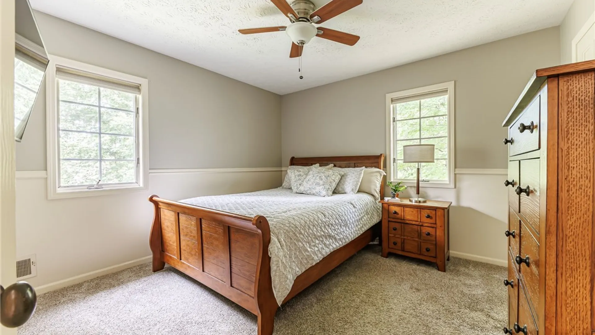 Property at 332 Thornebush Drive, Victor, NY 14564 28