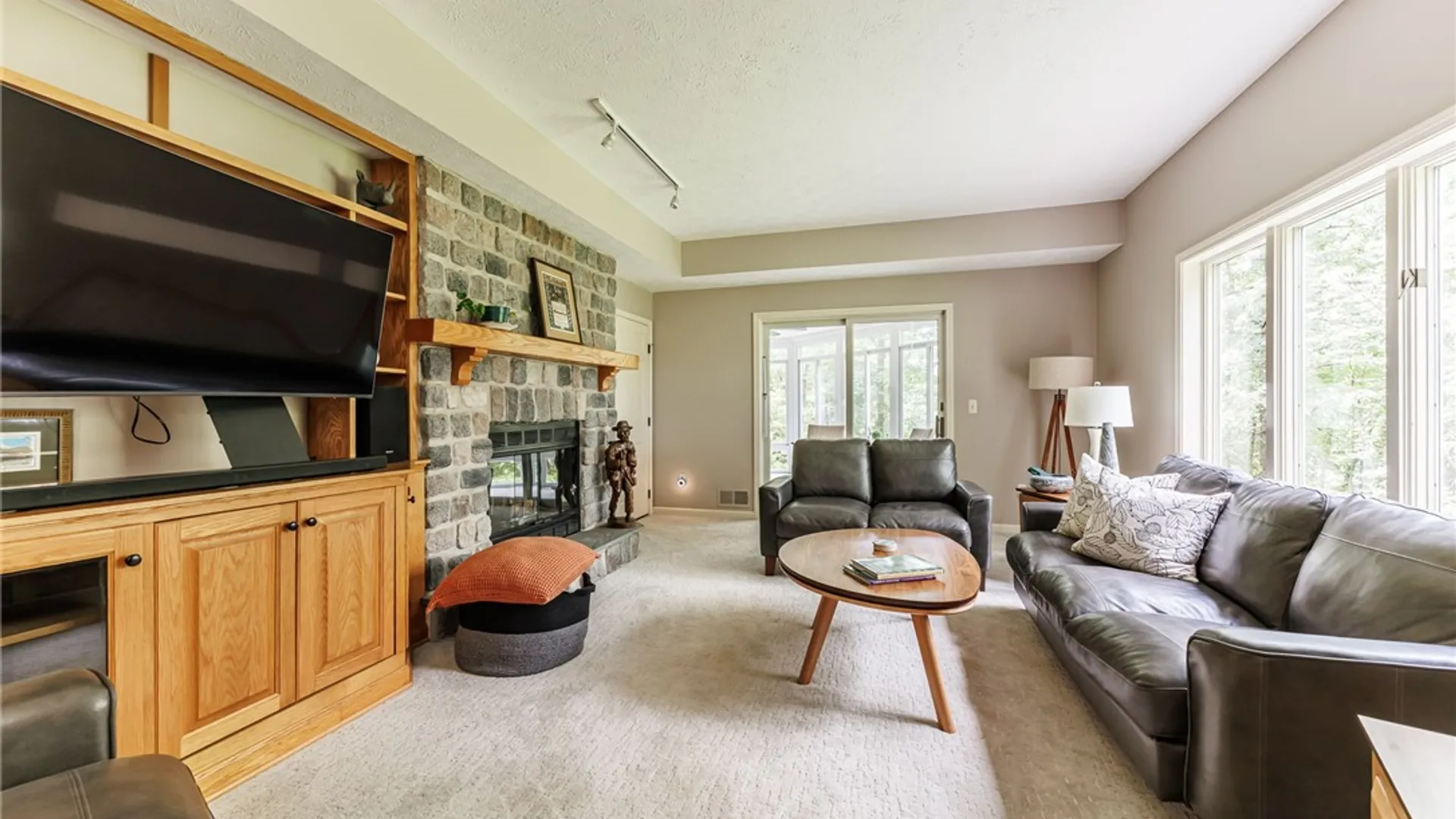 Property at 332 Thornebush Drive, Victor, NY 14564 30
