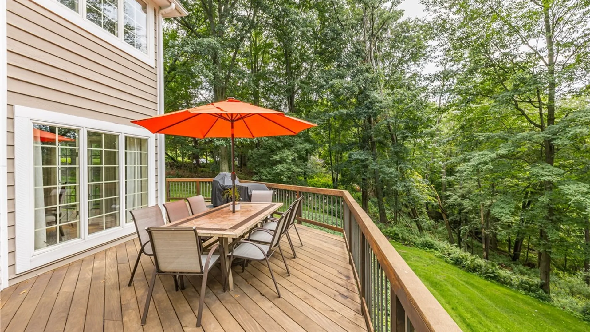 Property at 332 Thornebush Drive, Victor, NY 14564 39