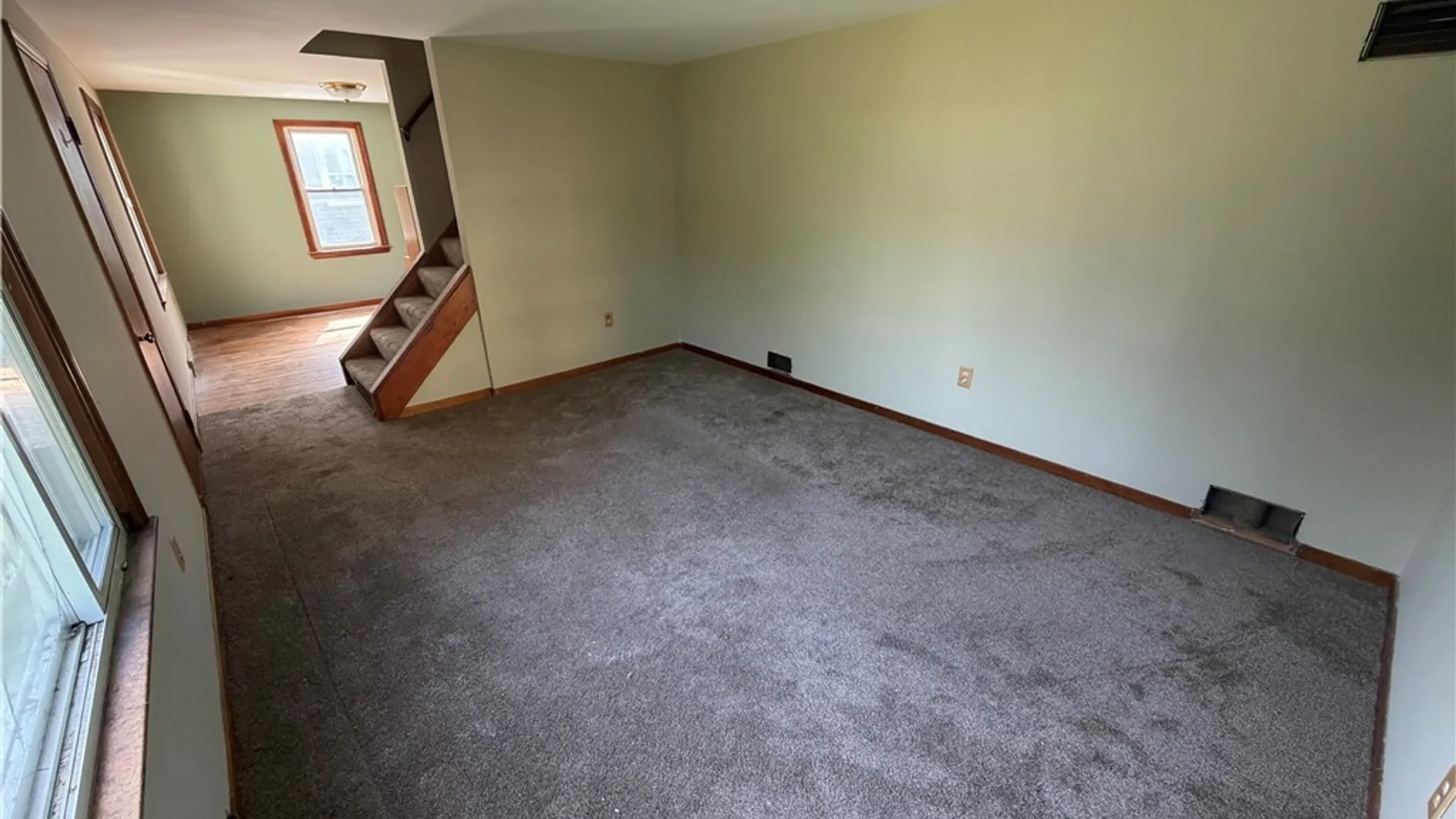 Property at 28 State Street, Royalton, NY 14105 10