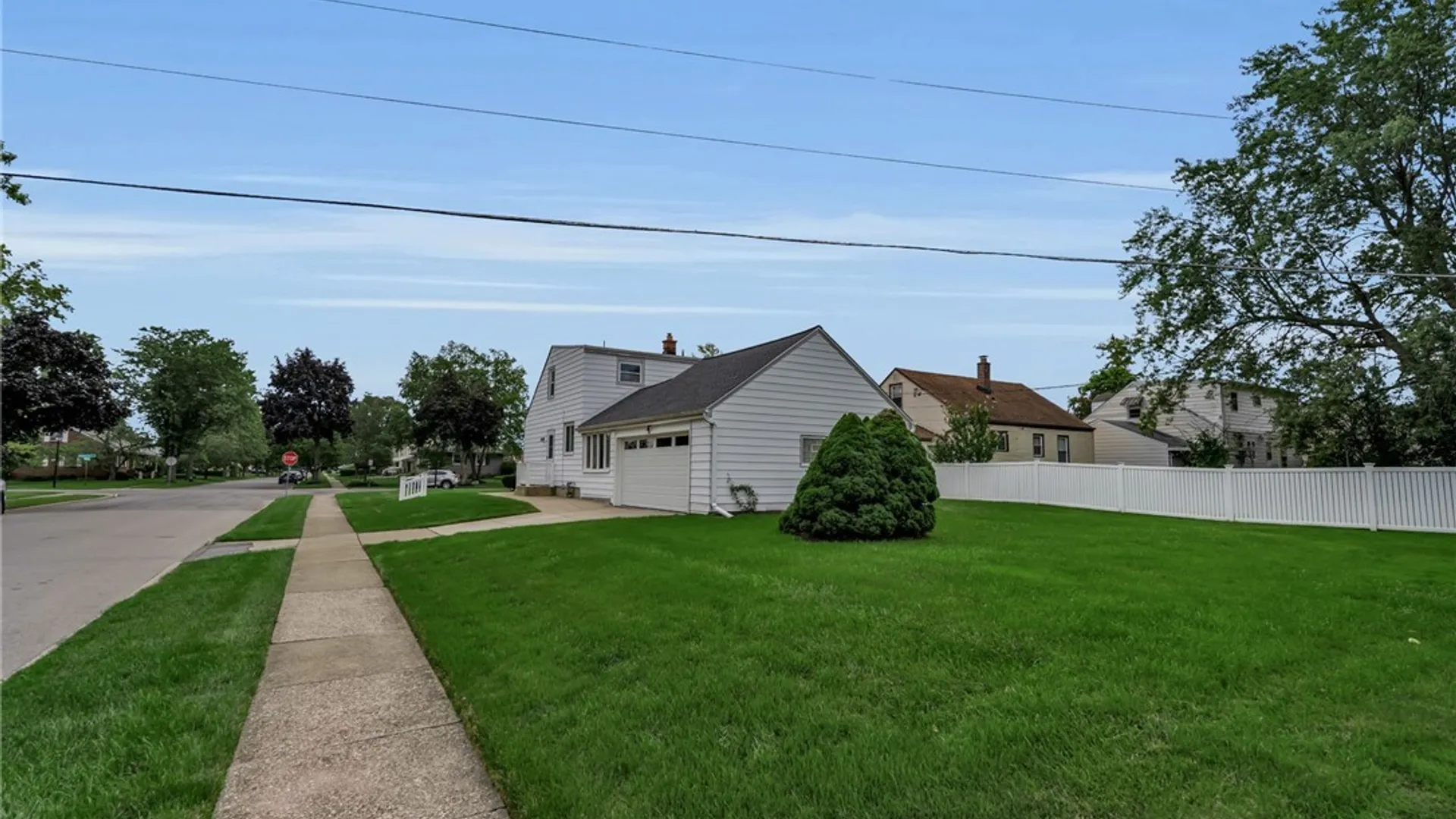 Property at 654 Parkhurst Boulevard, Tonawanda, NY 14223 42