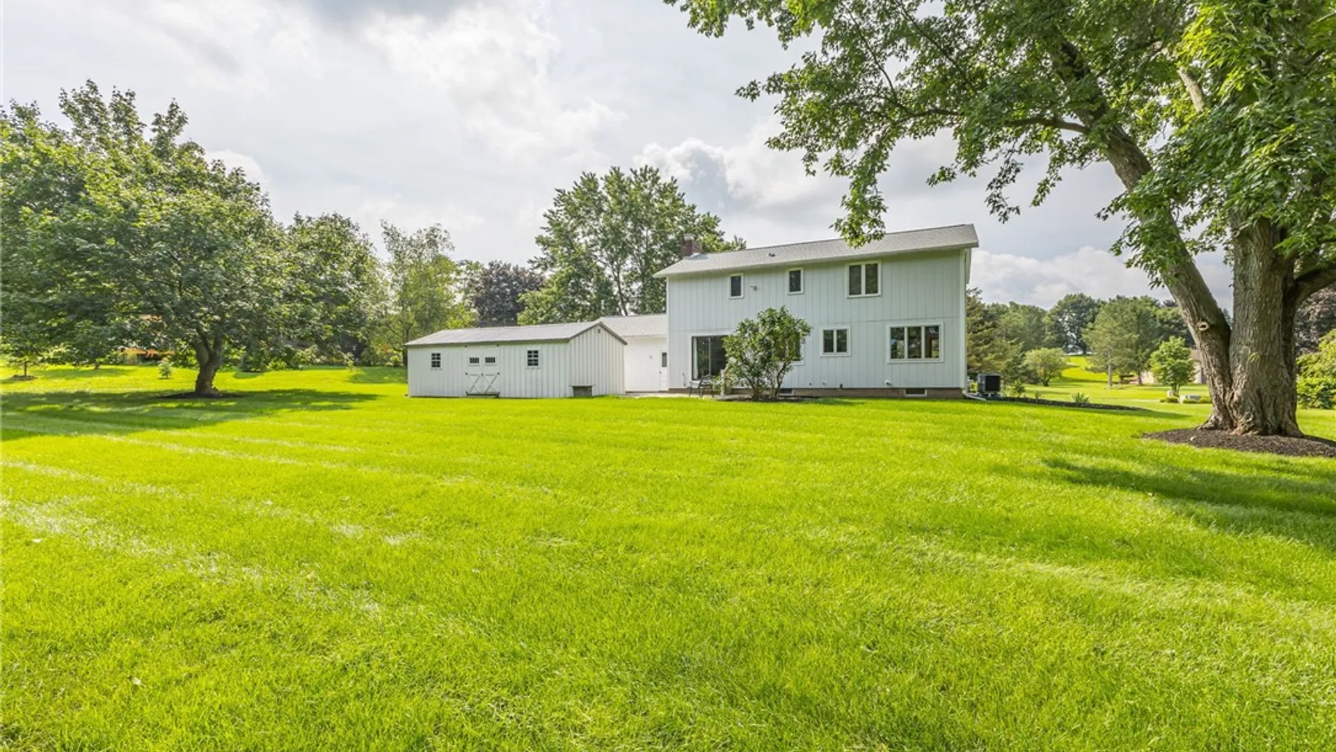 Property at 30 Chillington Lane, Mendon, NY 14506 38