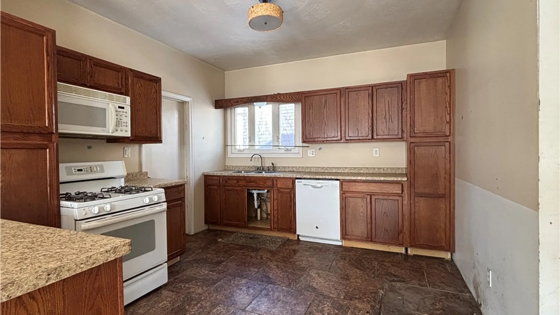 Property at 6 N Tionesta Avenue, Kane Boro, PA 16735 7