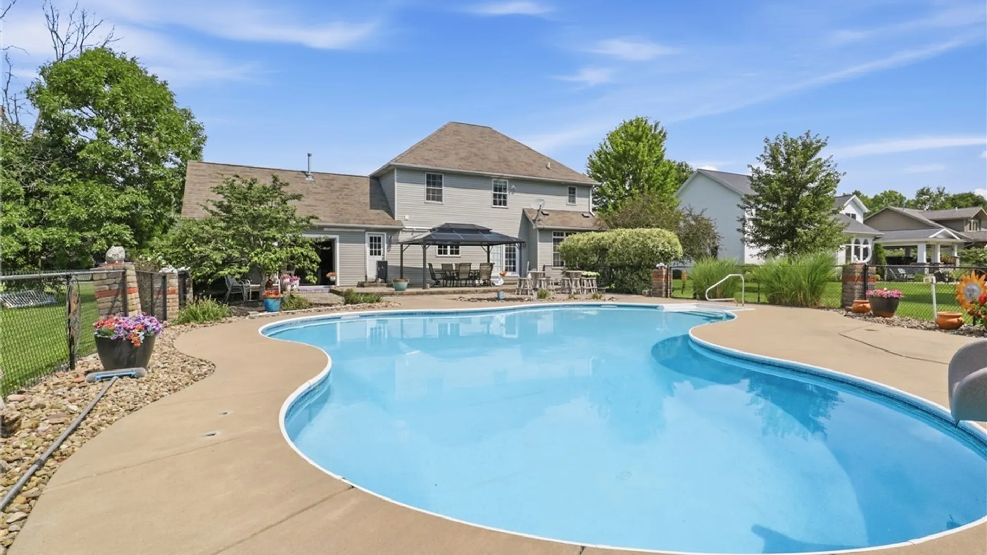 Property at 10713 Jones Road, Clarence, NY 14031 44