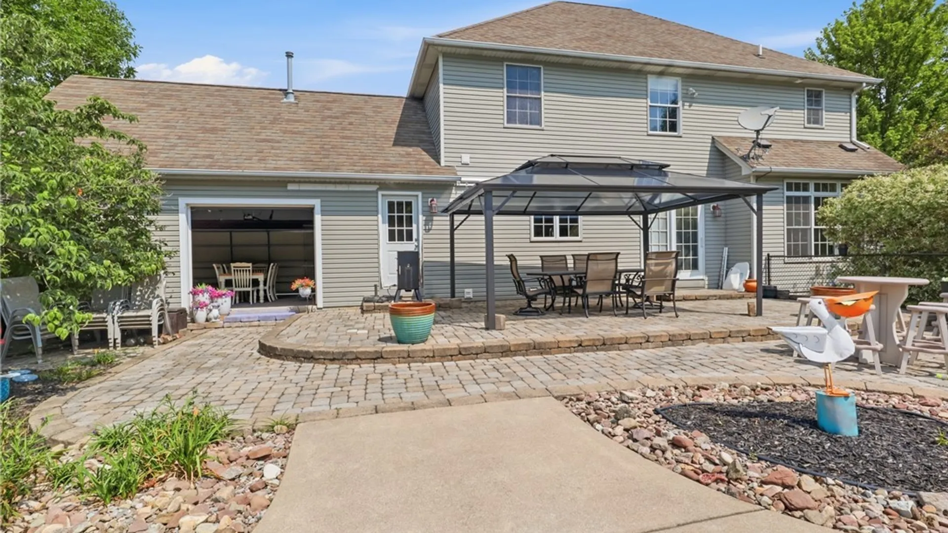 Property at 10713 Jones Road, Clarence, NY 14031 45