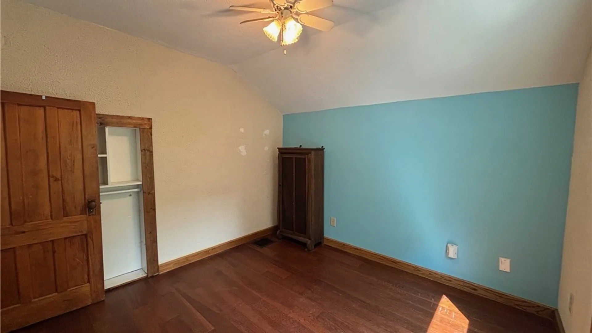 Property at 27 Elderkin Avenue, Camillus, NY 13031 20