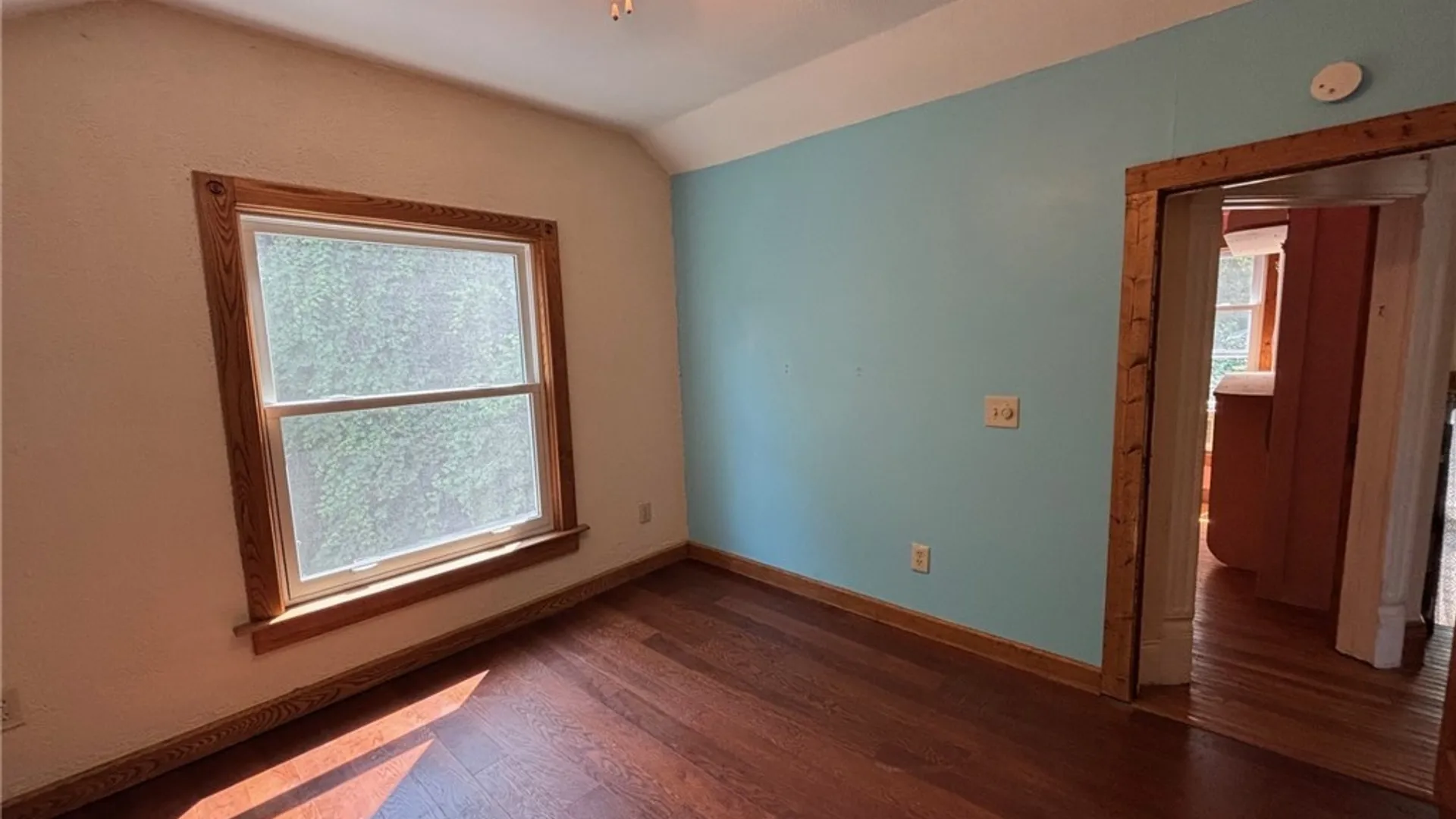 Property at 27 Elderkin Avenue, Camillus, NY 13031 24