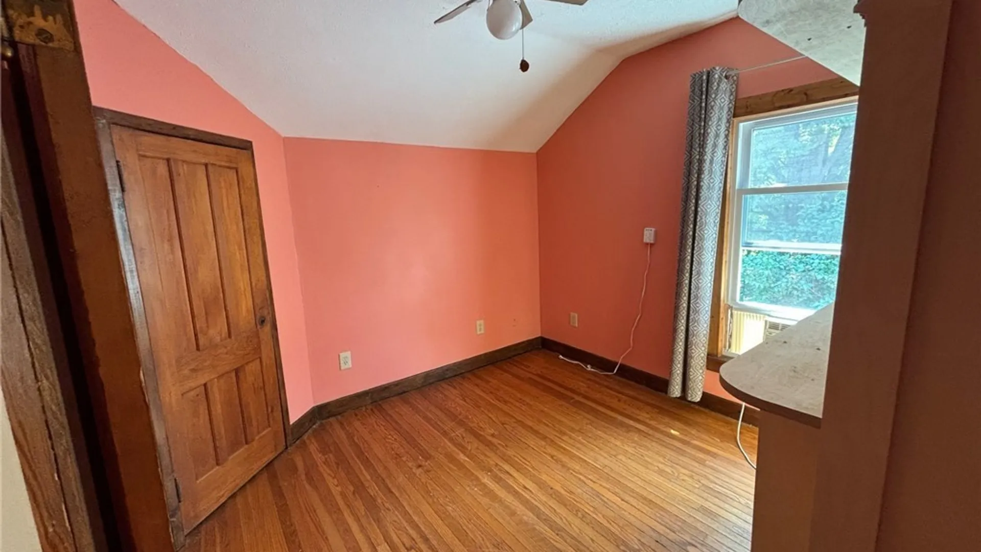 Property at 27 Elderkin Avenue, Camillus, NY 13031 25