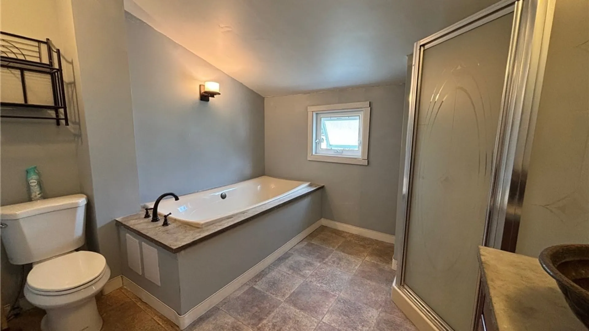 Property at 27 Elderkin Avenue, Camillus, NY 13031 29
