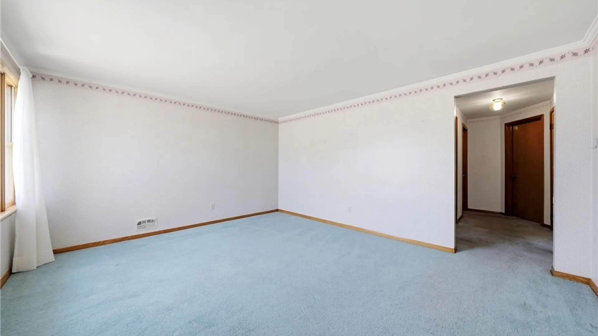 Property at 55 Greenhill Terrace, West Seneca, NY 14224 24