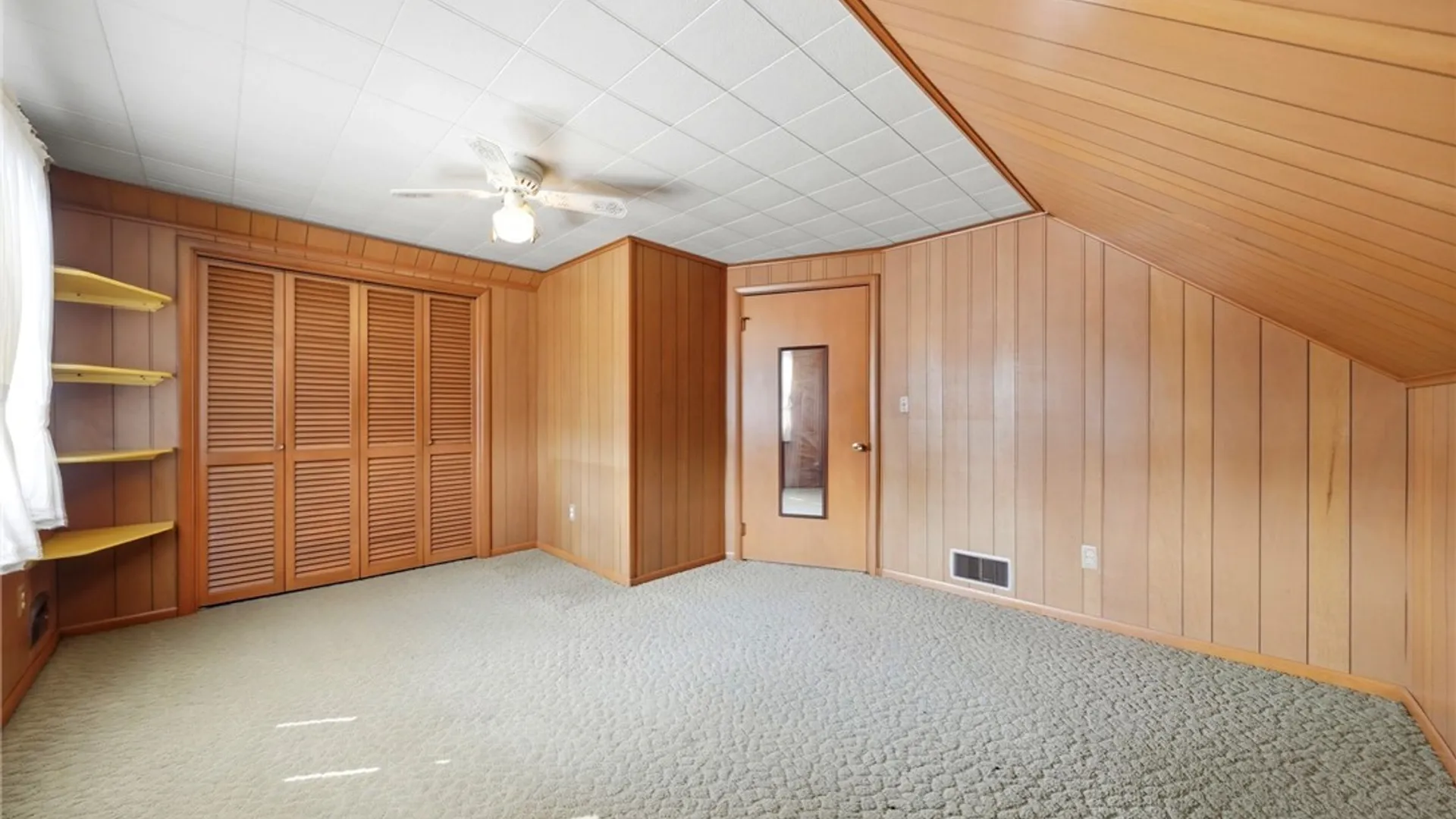 Property at 55 Greenhill Terrace, West Seneca, NY 14224 6