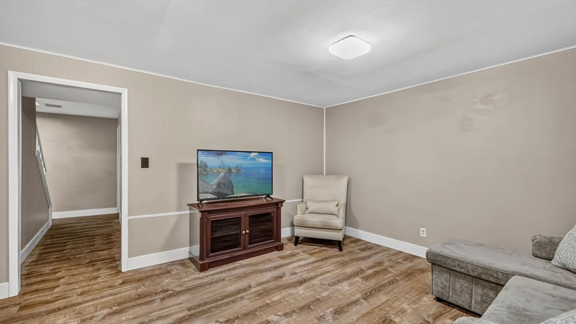 Property at 1208 Charlesgate Circle, Amherst, NY 14051 22