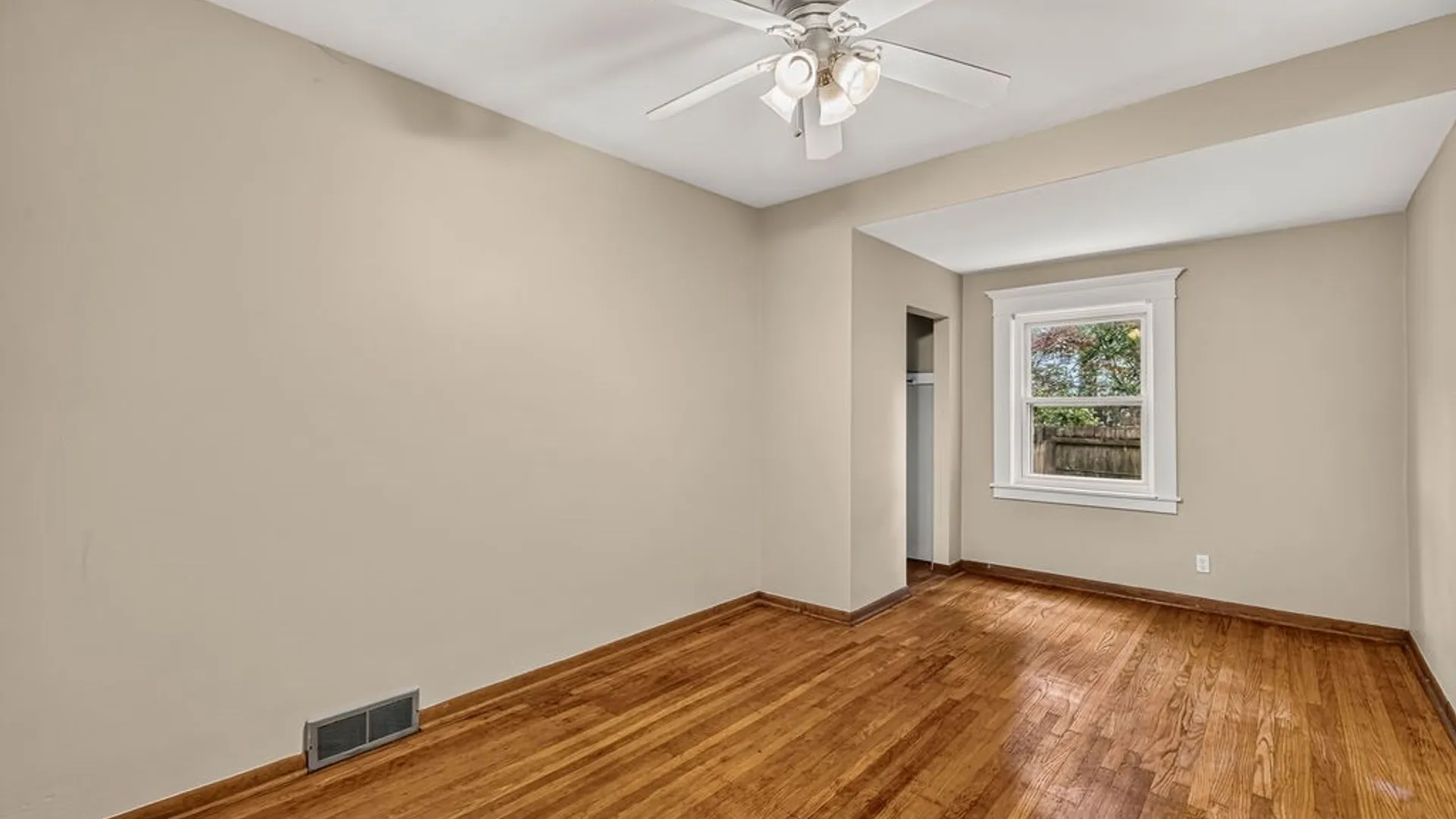 Property at 343 Richmond Avenue, Buffalo, NY 14222 28