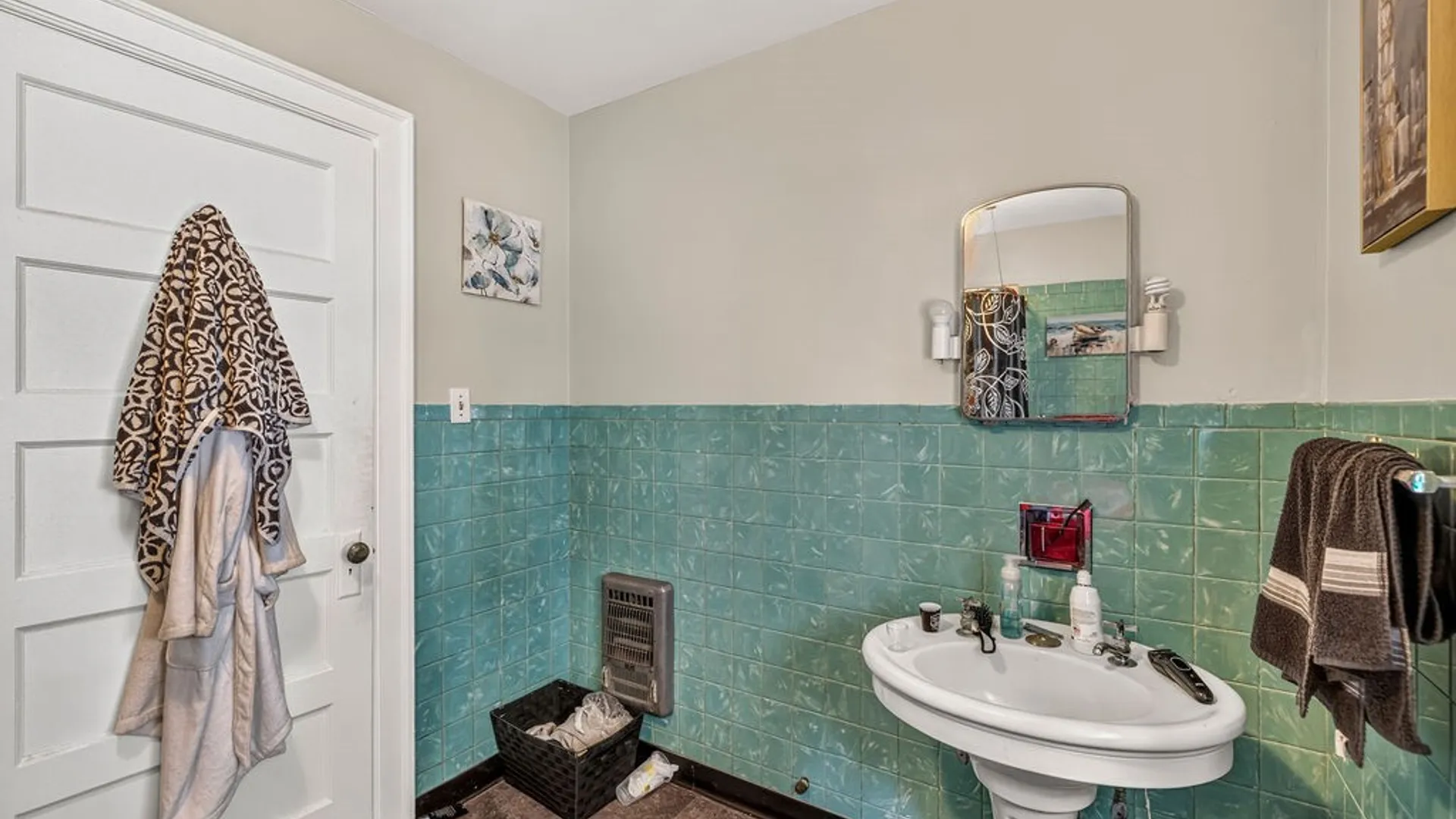 Property at 343 Richmond Avenue, Buffalo, NY 14222 36