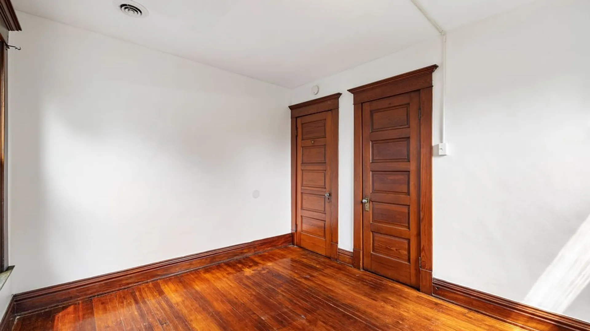 Property at 39 College Street, Buffalo, NY 14201 8