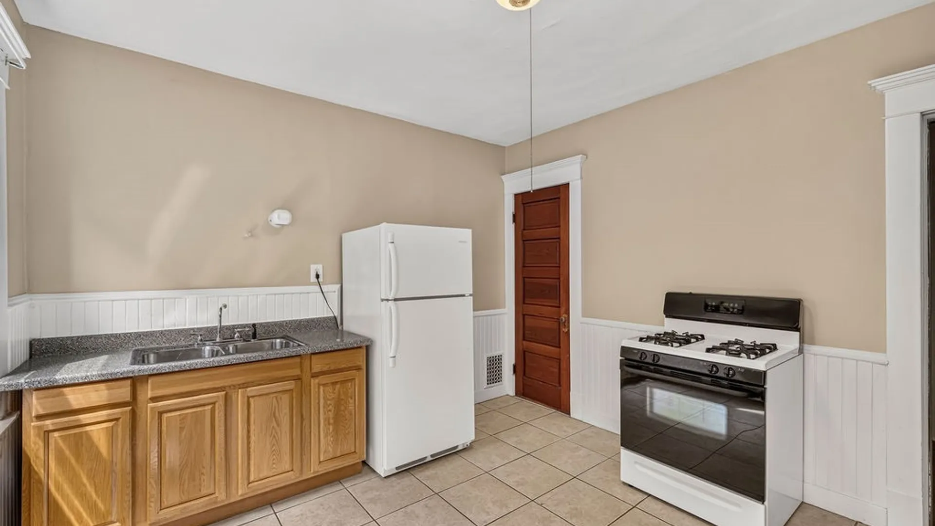 Property at 39 College Street, Buffalo, NY 14201 12
