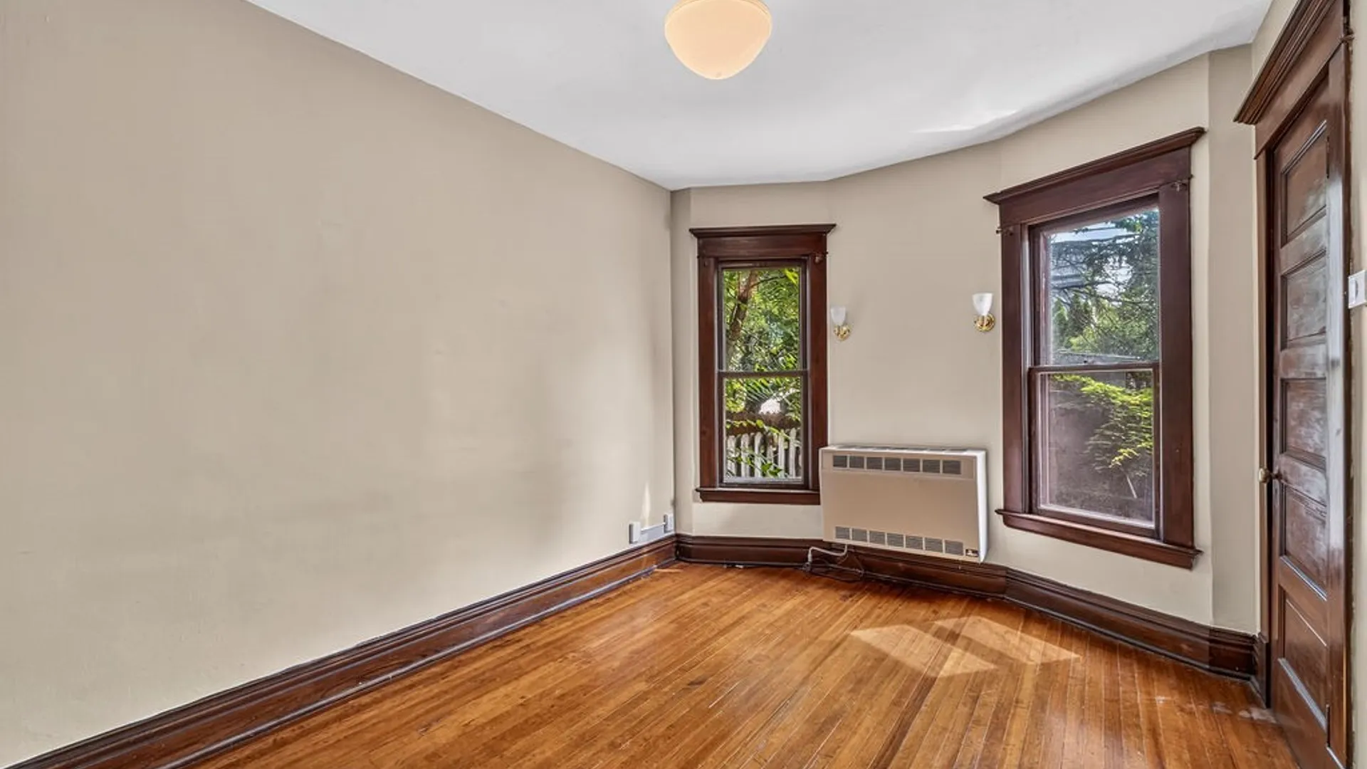 Property at 39 College Street, Buffalo, NY 14201 15