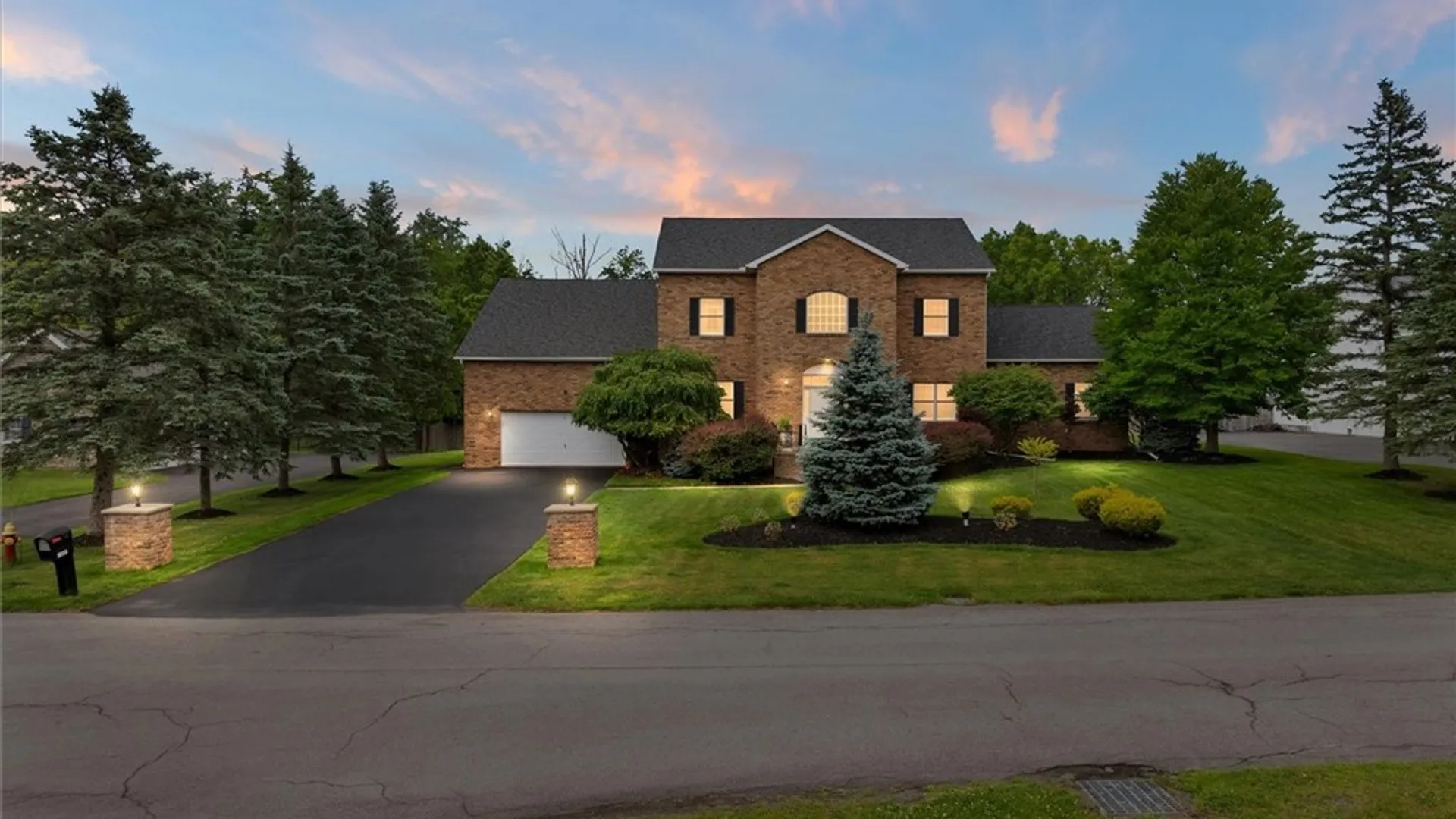 Property at 104 Stonebridge Court, New Hartford, NY 13413 4