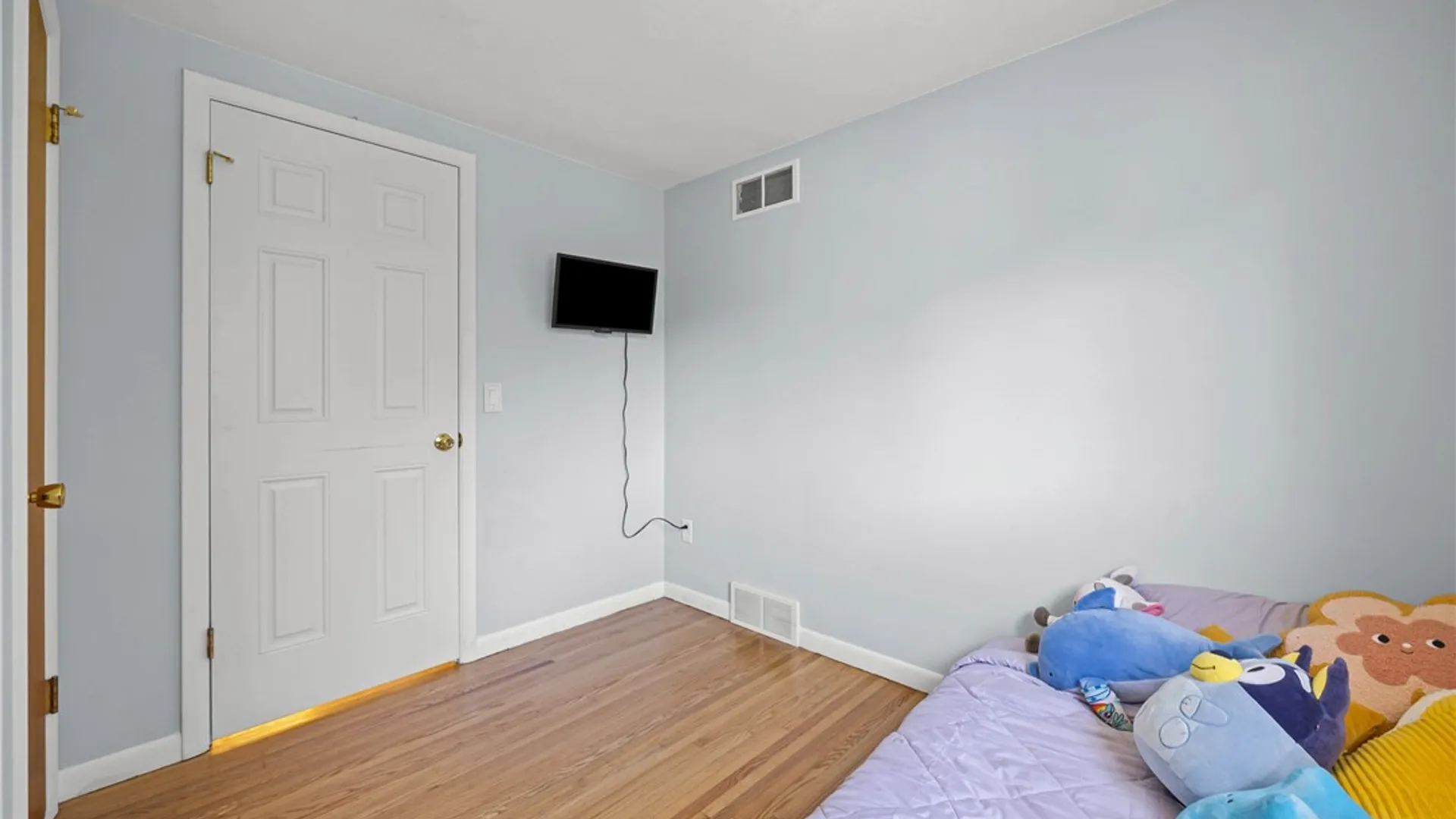 Property at 22 Pinebriar Drive, Greece, NY 14616 28