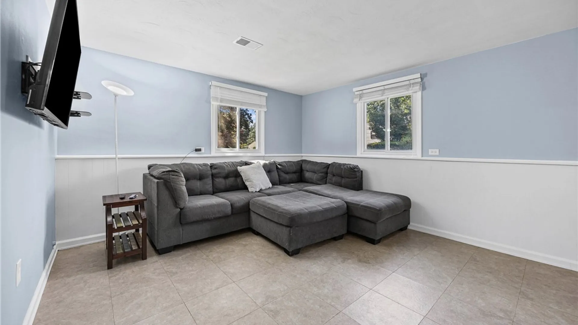Property at 22 Pinebriar Drive, Greece, NY 14616 31