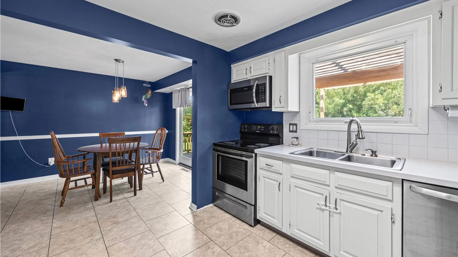 Property at 22 Pinebriar Drive, Greece, NY 14616 12