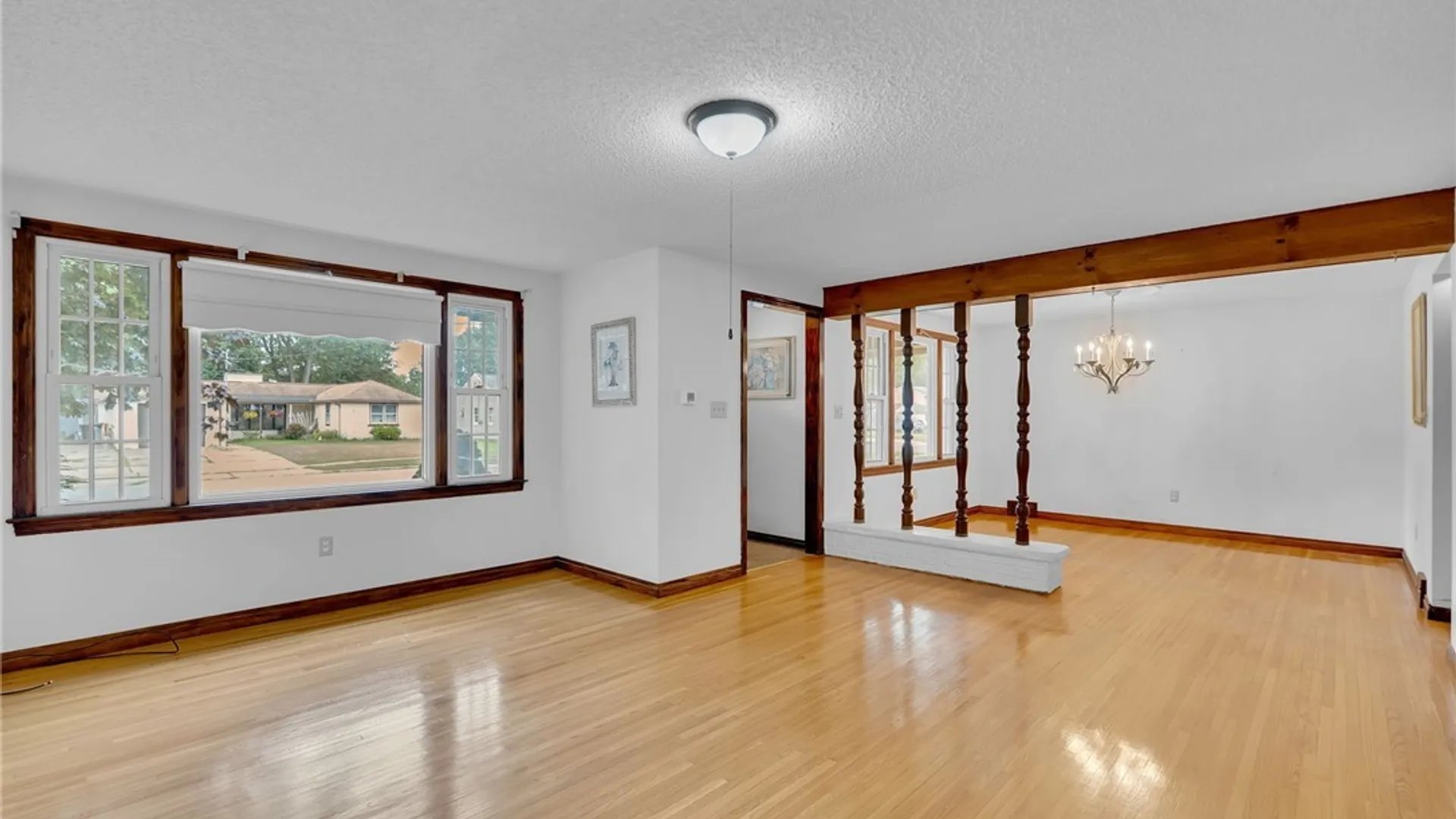 Property at 306 Lake Avenue, Lancaster, NY 14086 7