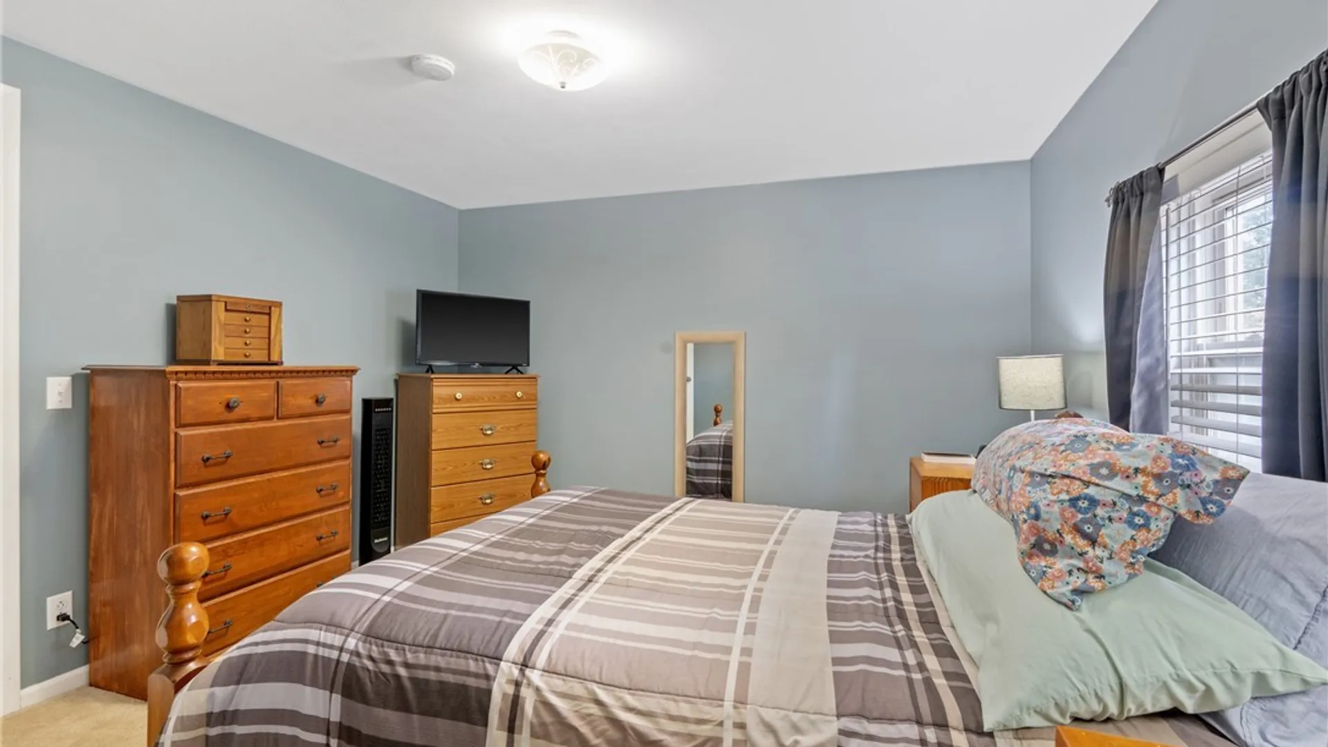 Property at 102 Marsden Road, Salina, NY 13208 22