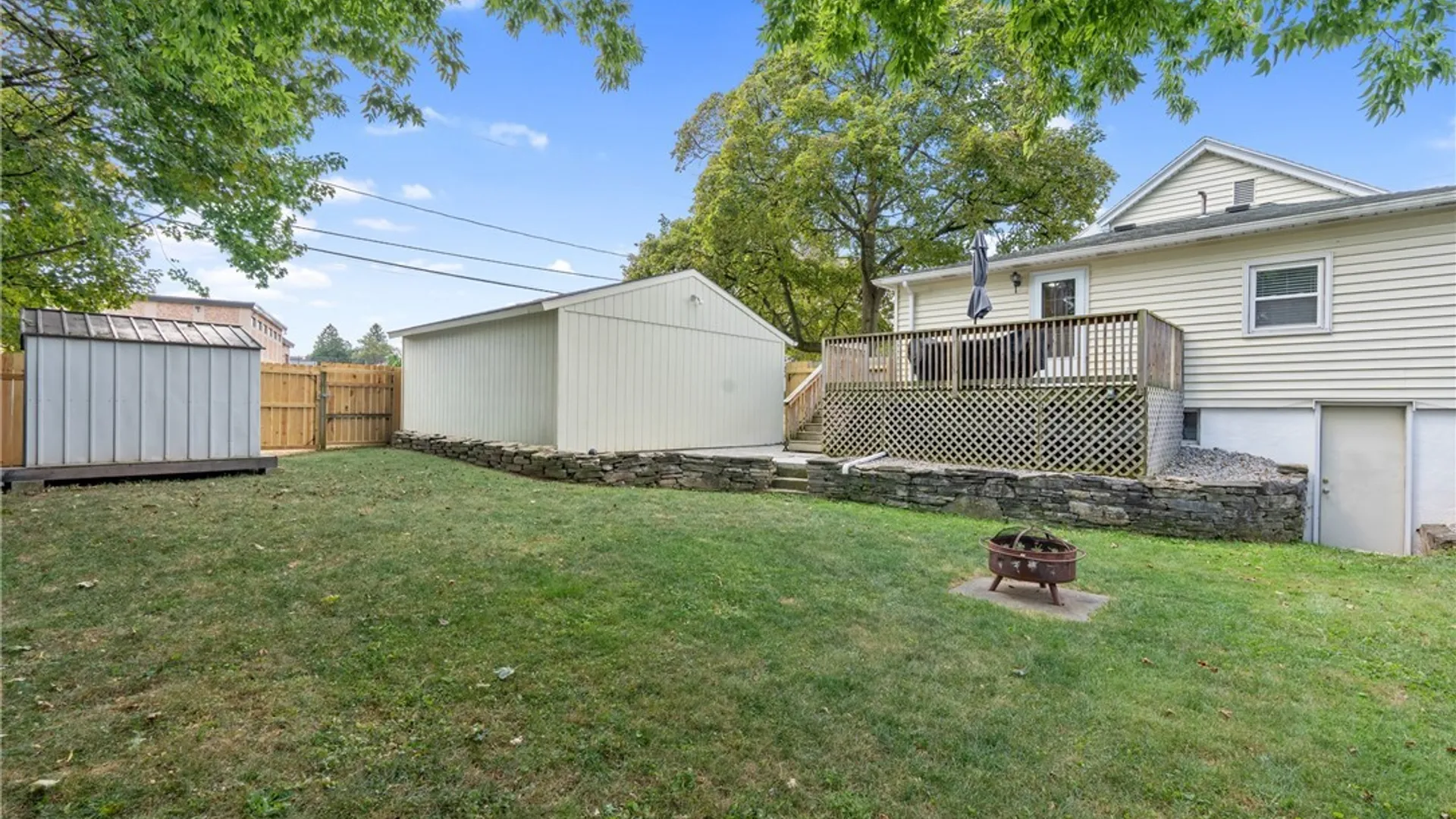 Property at 102 Marsden Road, Salina, NY 13208 29