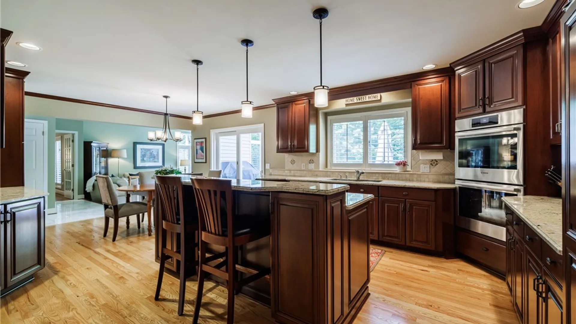 Property at 8 Folkestone Lane, Penfield, NY 14526 12