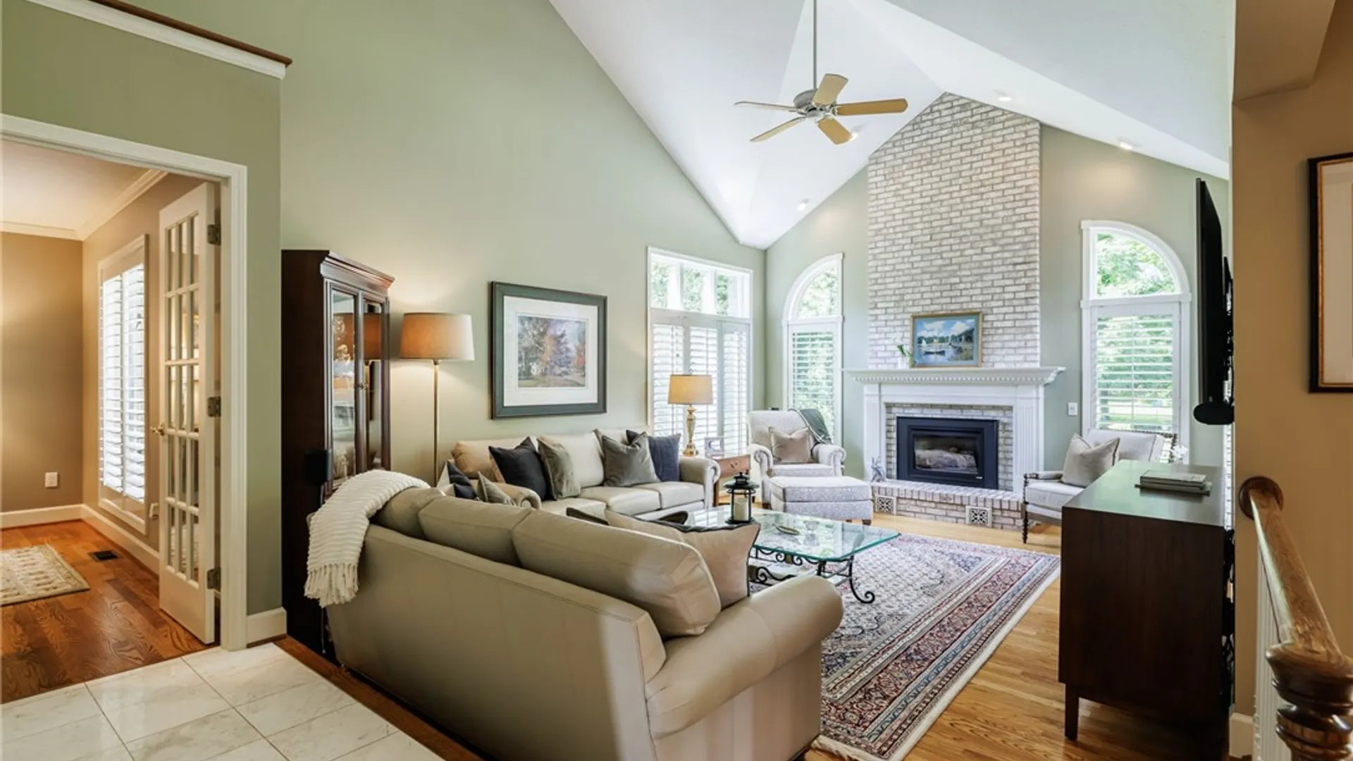 Property at 8 Folkestone Lane, Penfield, NY 14526 17
