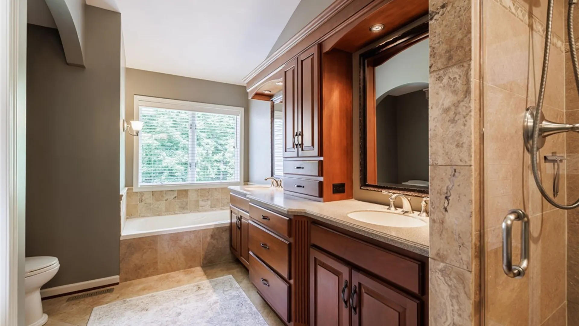 Property at 8 Folkestone Lane, Penfield, NY 14526 28
