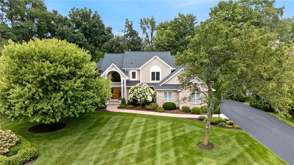 Property at 8 Folkestone Lane, Penfield, NY 14526