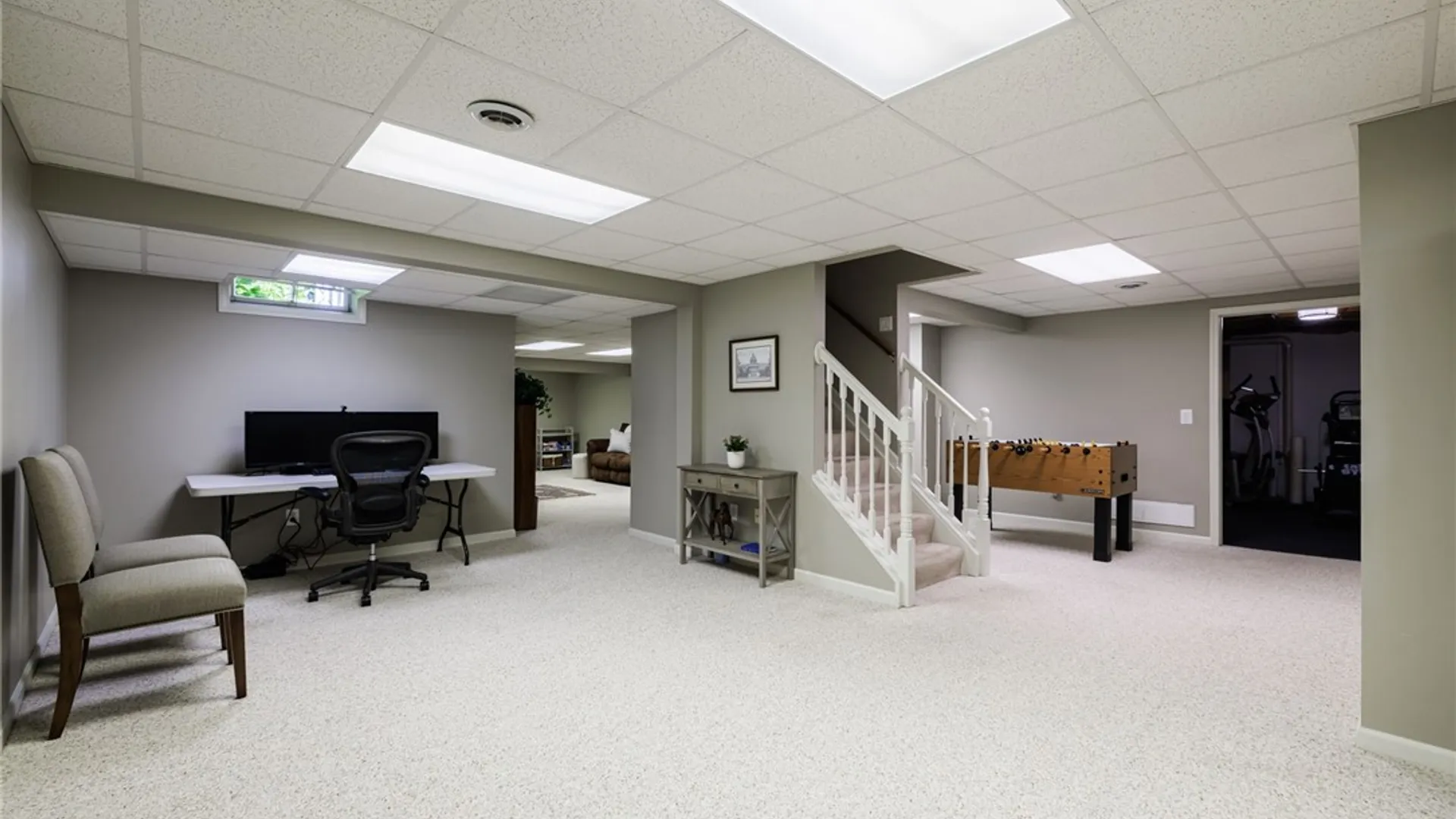 Property at 8 Folkestone Lane, Penfield, NY 14526 41