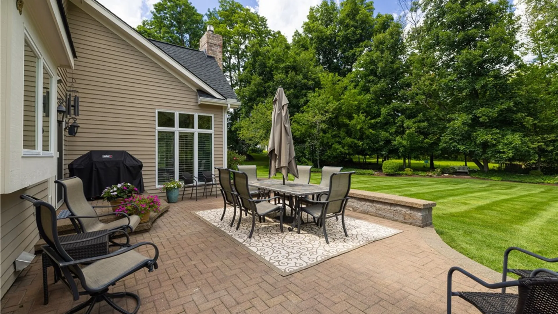 Property at 8 Folkestone Lane, Penfield, NY 14526 47
