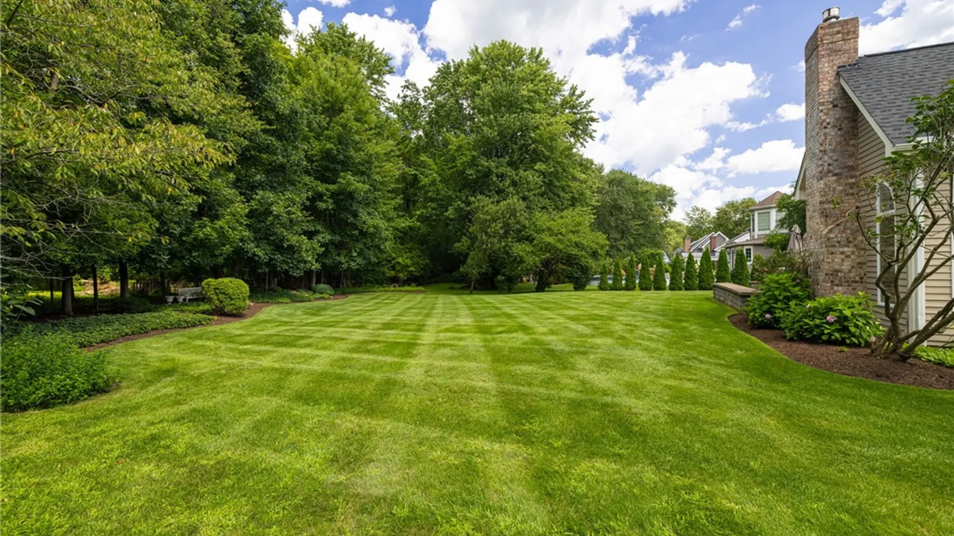 Property at 8 Folkestone Lane, Penfield, NY 14526 49