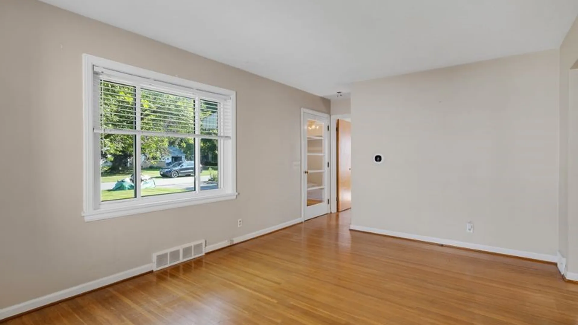 Property at 87 Traymore Road, Irondequoit, NY 14609 12