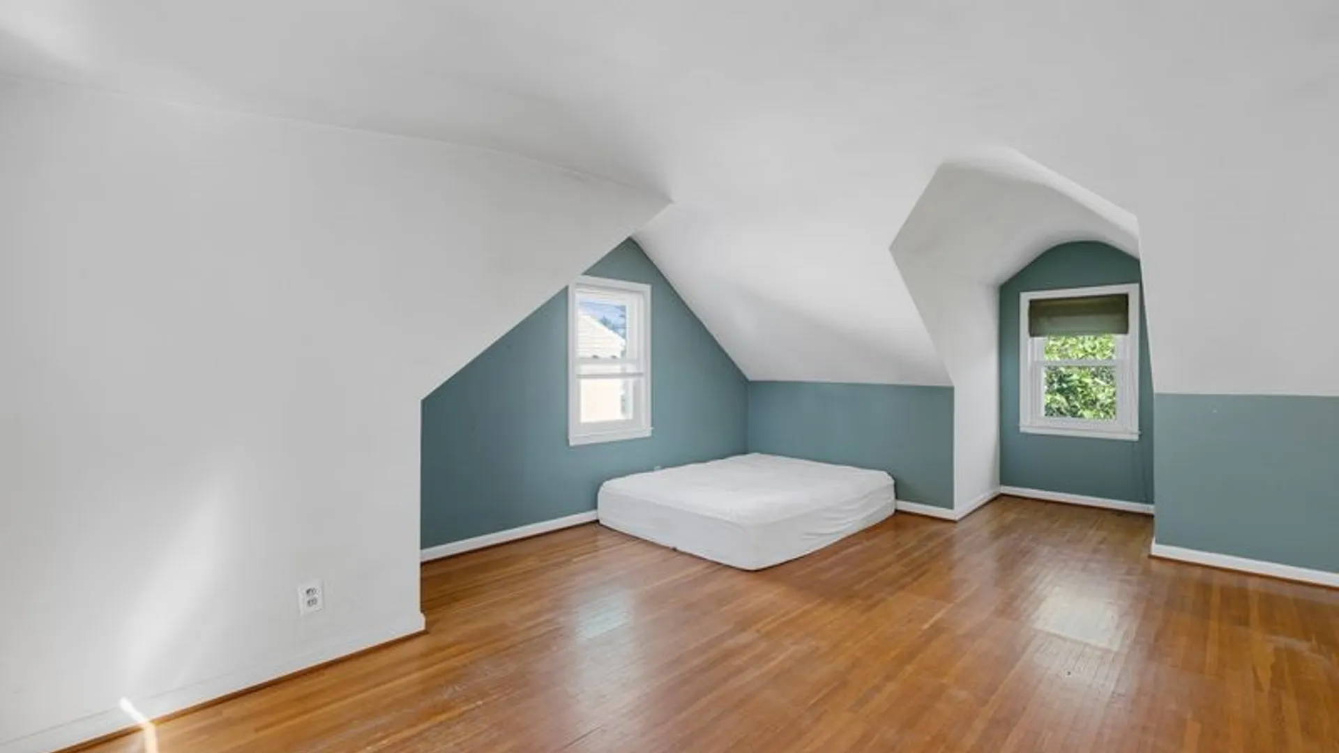 Property at 87 Traymore Road, Irondequoit, NY 14609 16