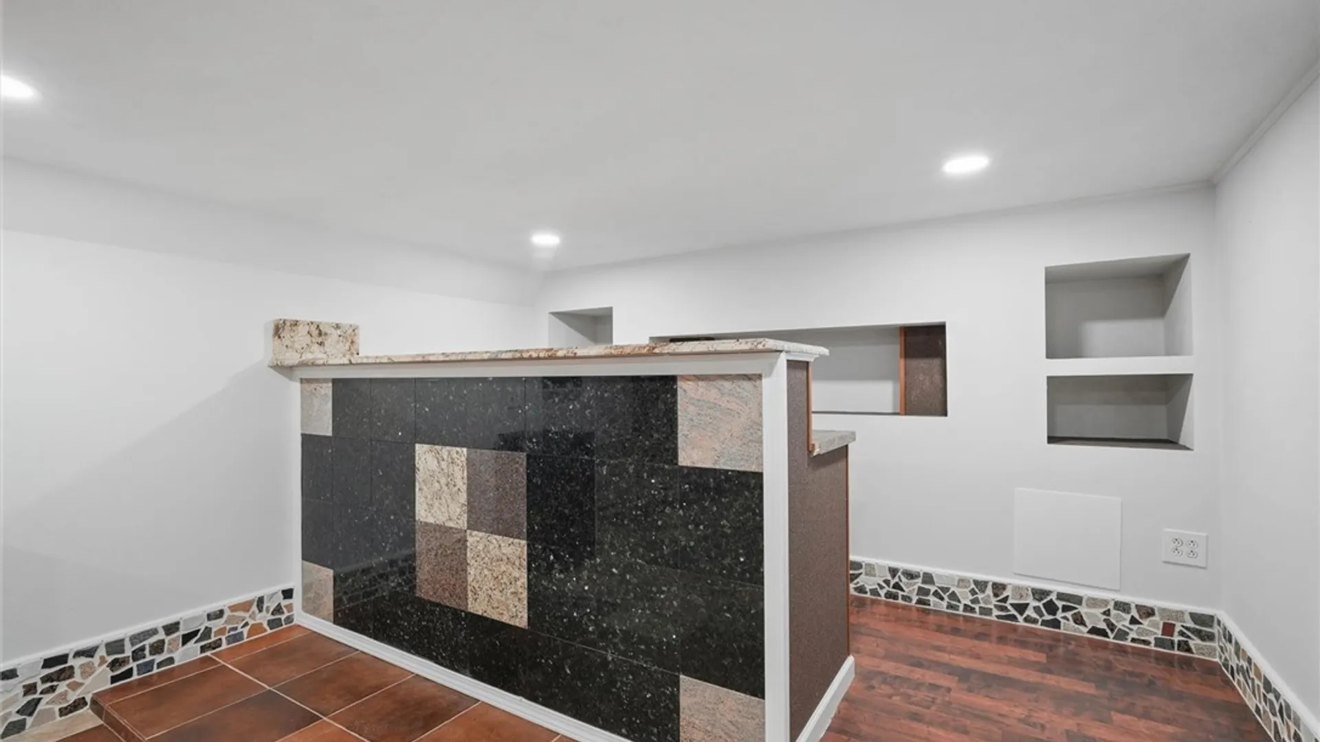 Property at 125 Revere Avenue, DeWitt, NY 13057 24