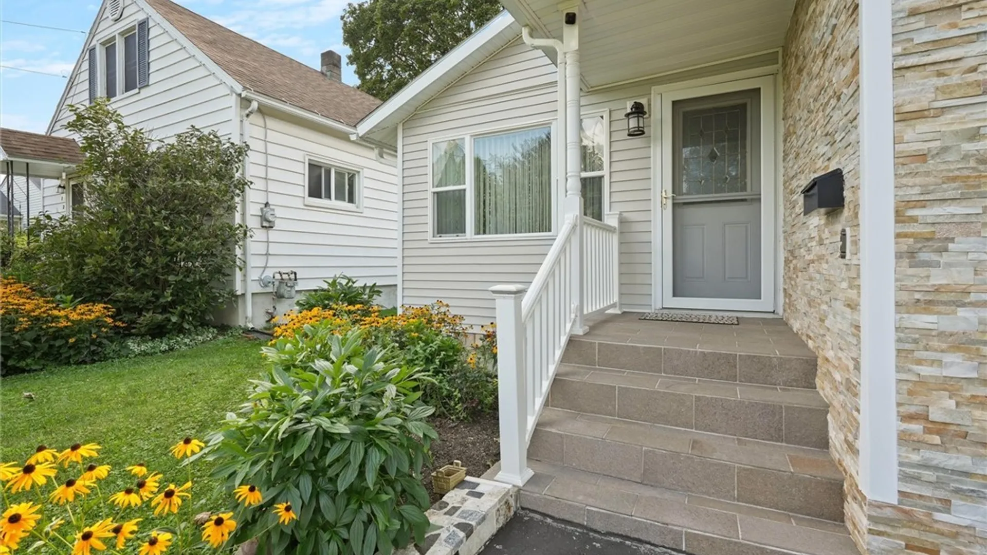 Property at 125 Revere Avenue, DeWitt, NY 13057 3