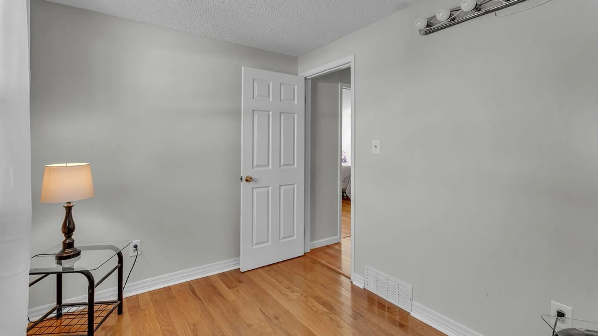 Property at 16 Elm Avenue, West Seneca, NY 14224 18