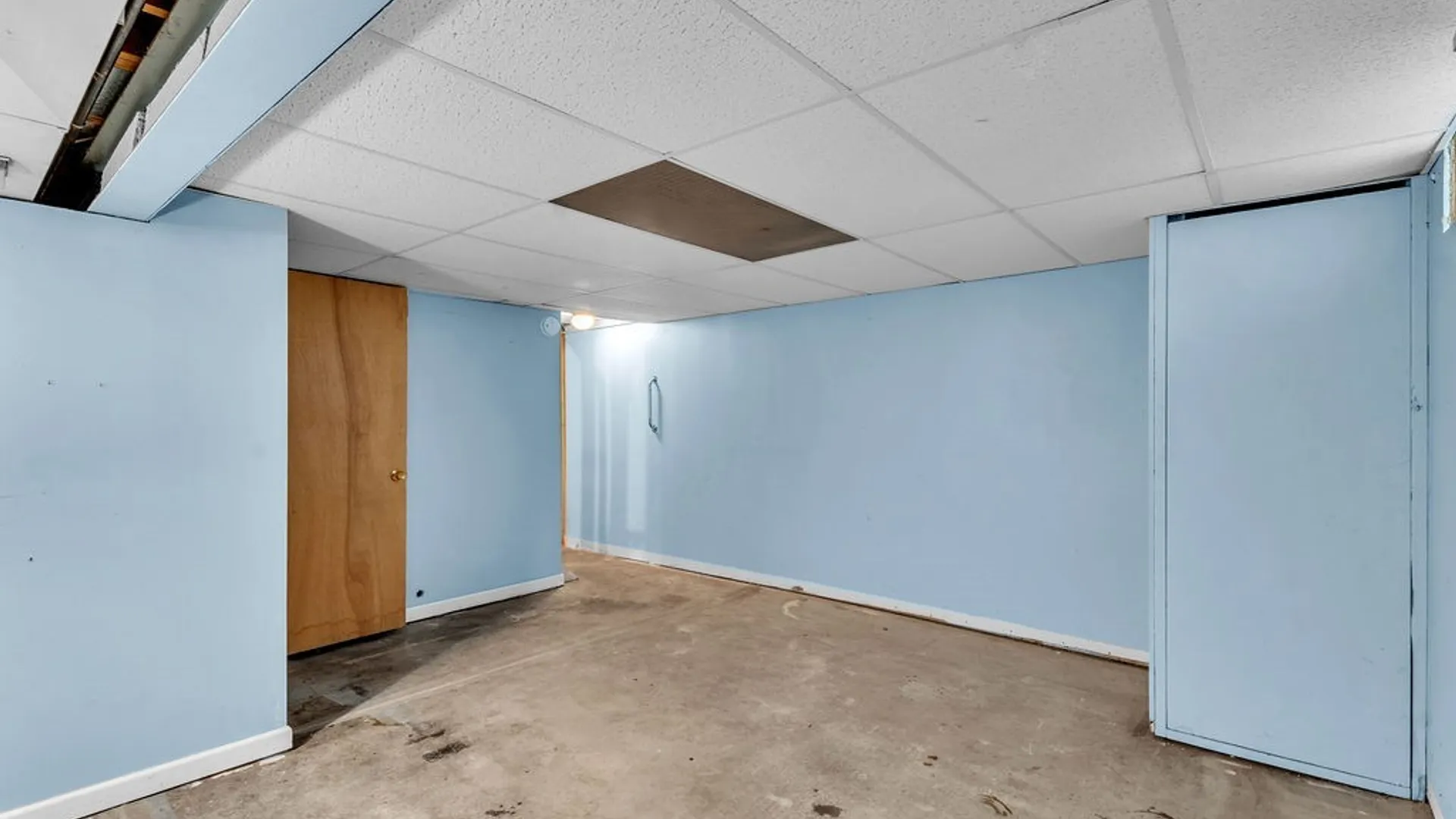 Property at 16 Elm Avenue, West Seneca, NY 14224 23