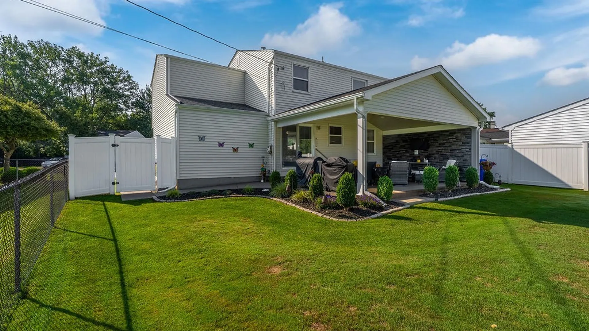 Property at 16 Elm Avenue, West Seneca, NY 14224 25