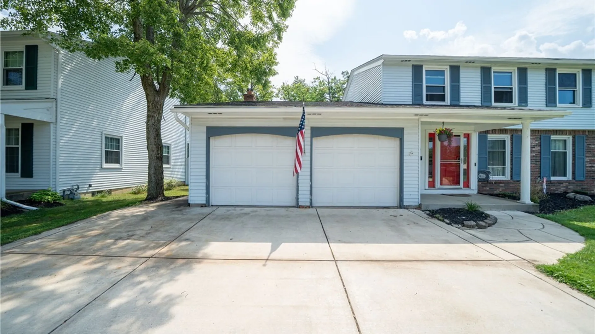 Property at 391 Woodward Crescent, West Seneca, NY 14224 4
