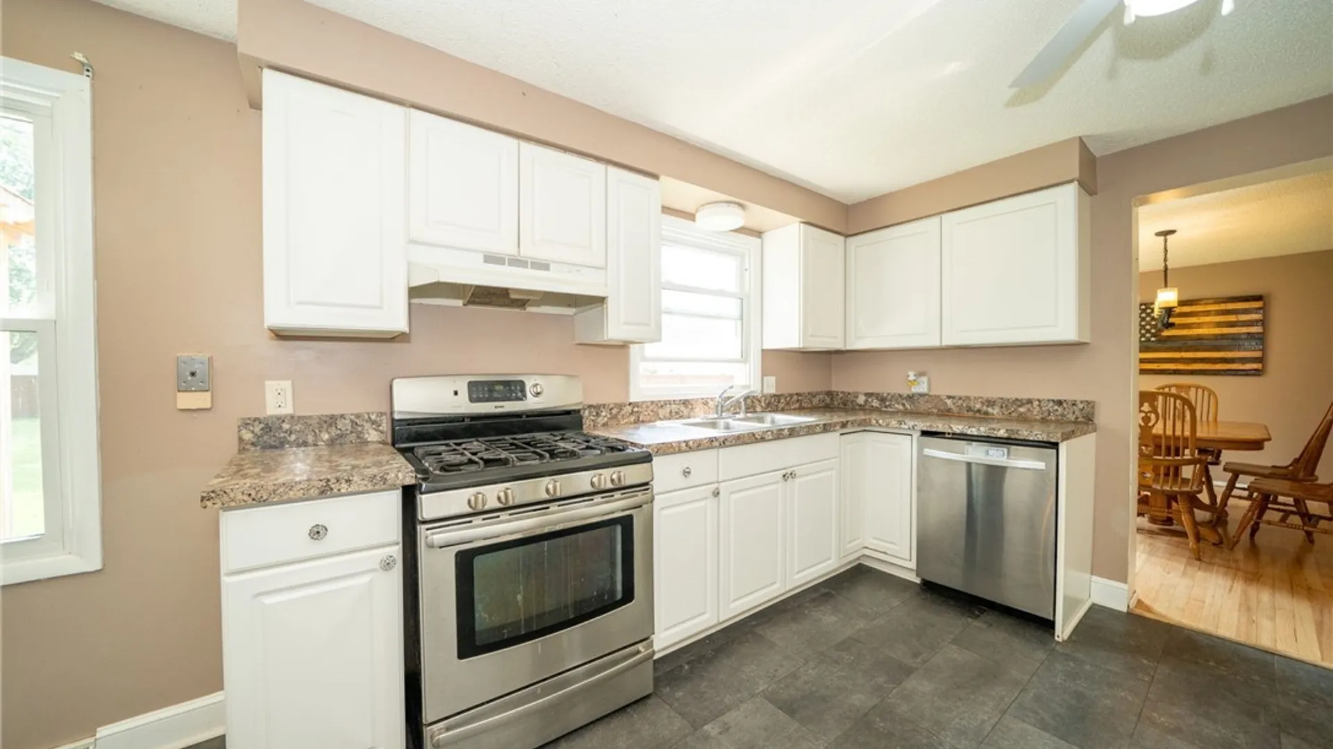 Property at 391 Woodward Crescent, West Seneca, NY 14224 23